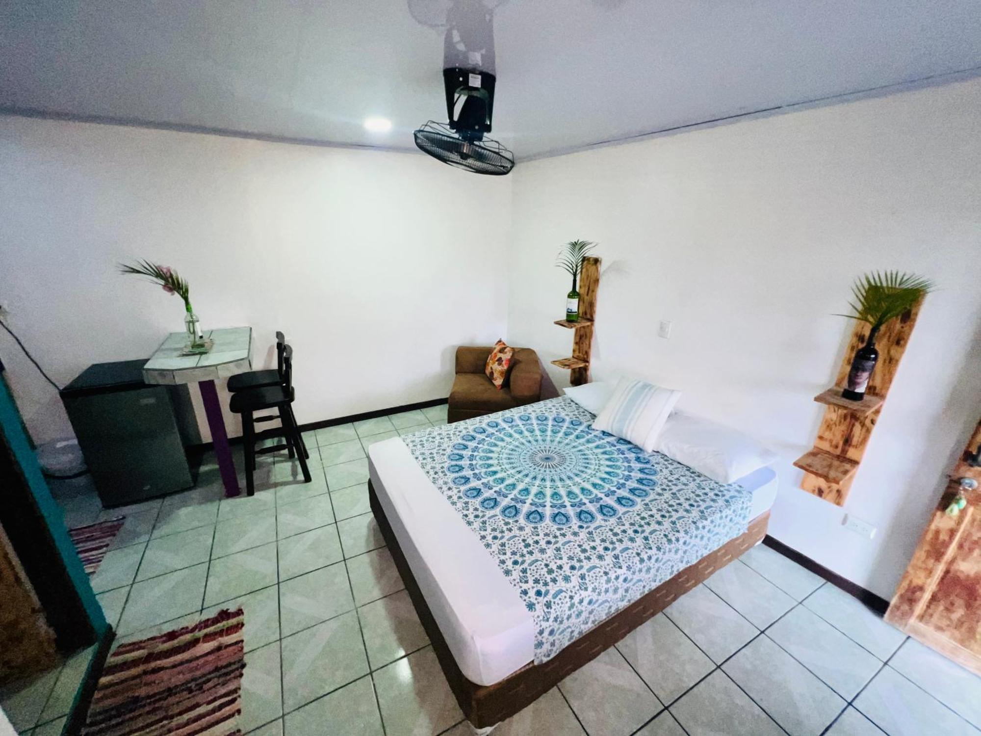 Auberge de jeunesse Nomada'S Digital à Manuel Antonio Extérieur photo